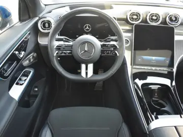 MERCEDES-BENZ GLC 300 d COUPE 4M AMG LINE TRITTBRETT&hellip;