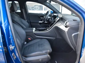 MERCEDES-BENZ GLC 300 d COUPE 4M AMG LINE TRITTBRETT&hellip;