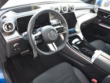 MERCEDES-BENZ GLC 300 d COUPE 4M AMG LINE TRITTBRETT&hellip;