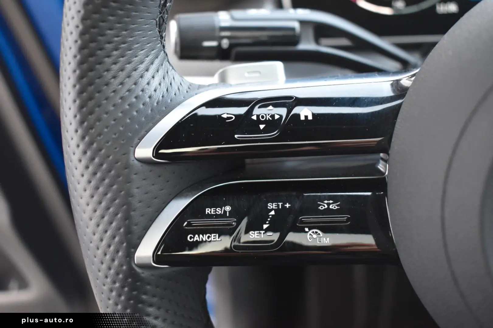 MERCEDES-BENZ GLC 300 d COUPE 4M AMG LINE TRITTBRETT&hellip;