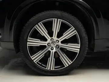 Volvo XC90 T8 eAWD Recharge