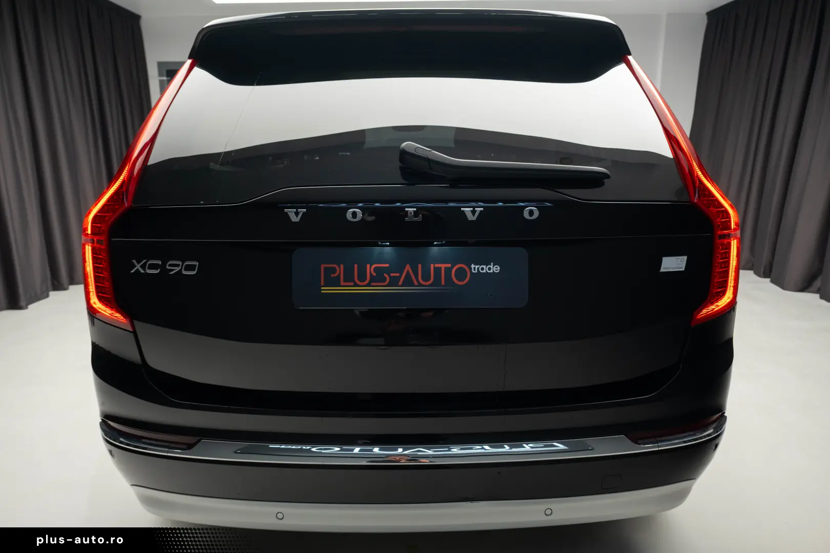 Volvo XC90 T8 eAWD Recharge