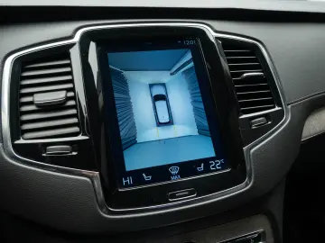 Volvo XC90 T8 eAWD Recharge