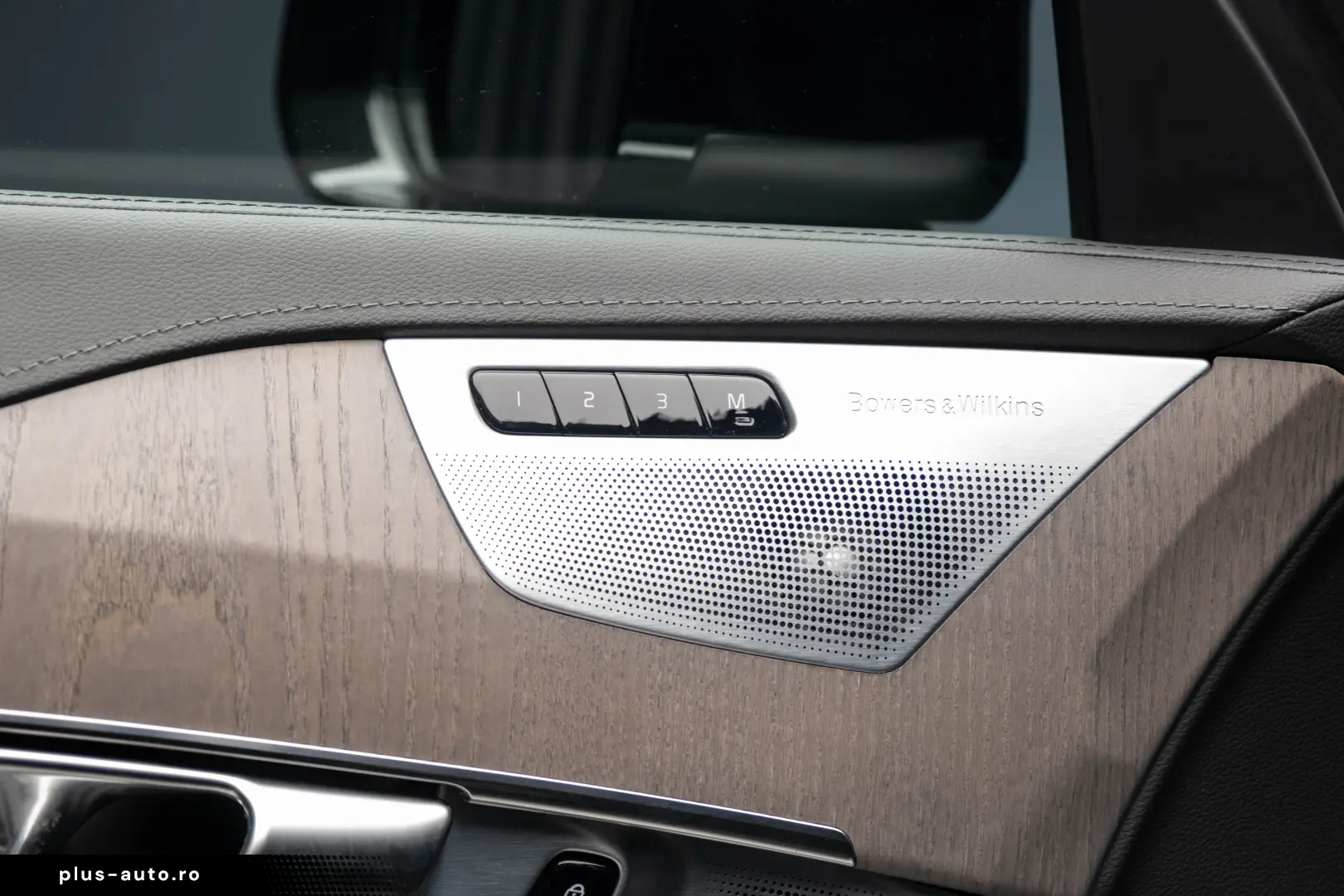 Volvo XC90 T8 eAWD Recharge