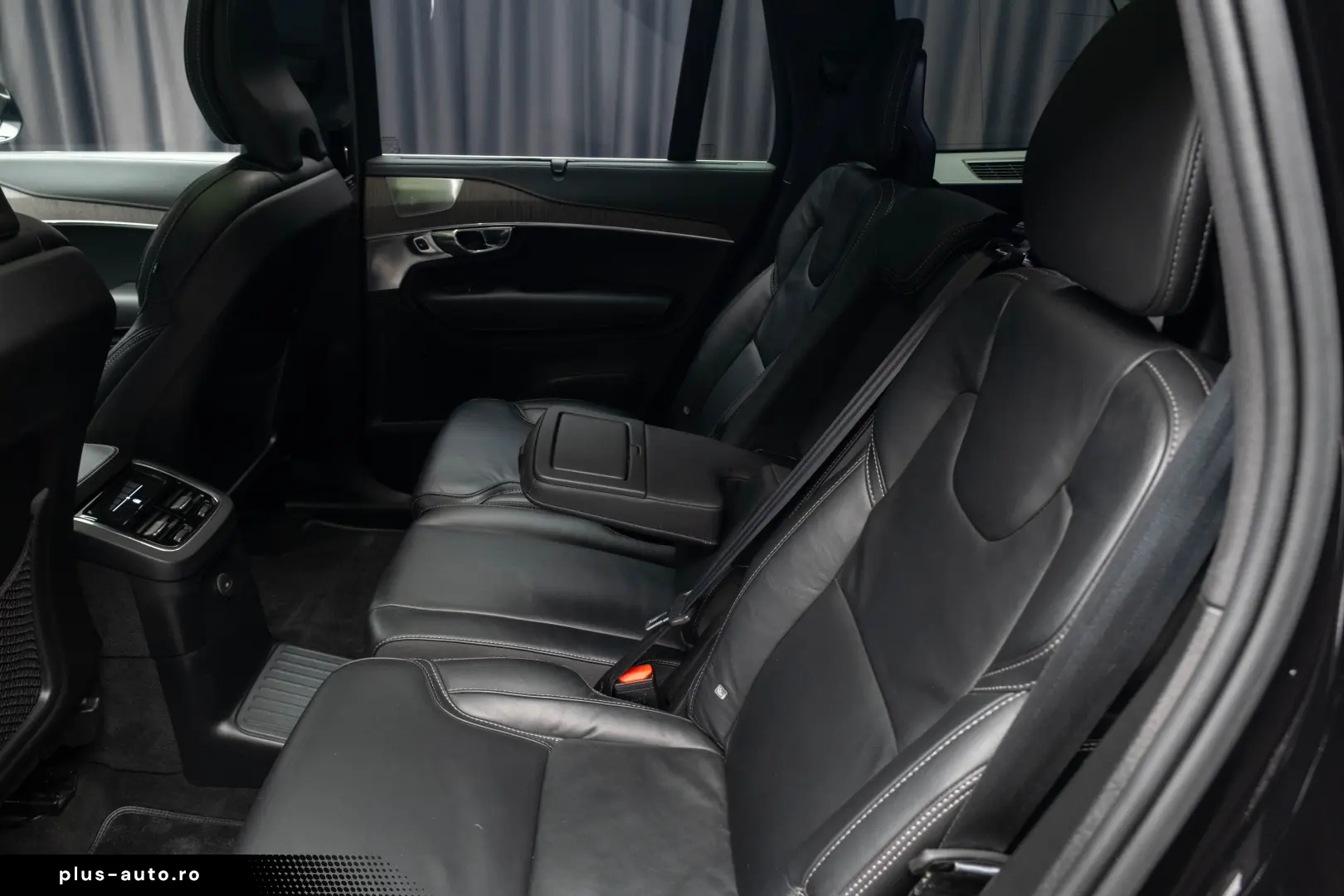 Volvo XC90 T8 eAWD Recharge