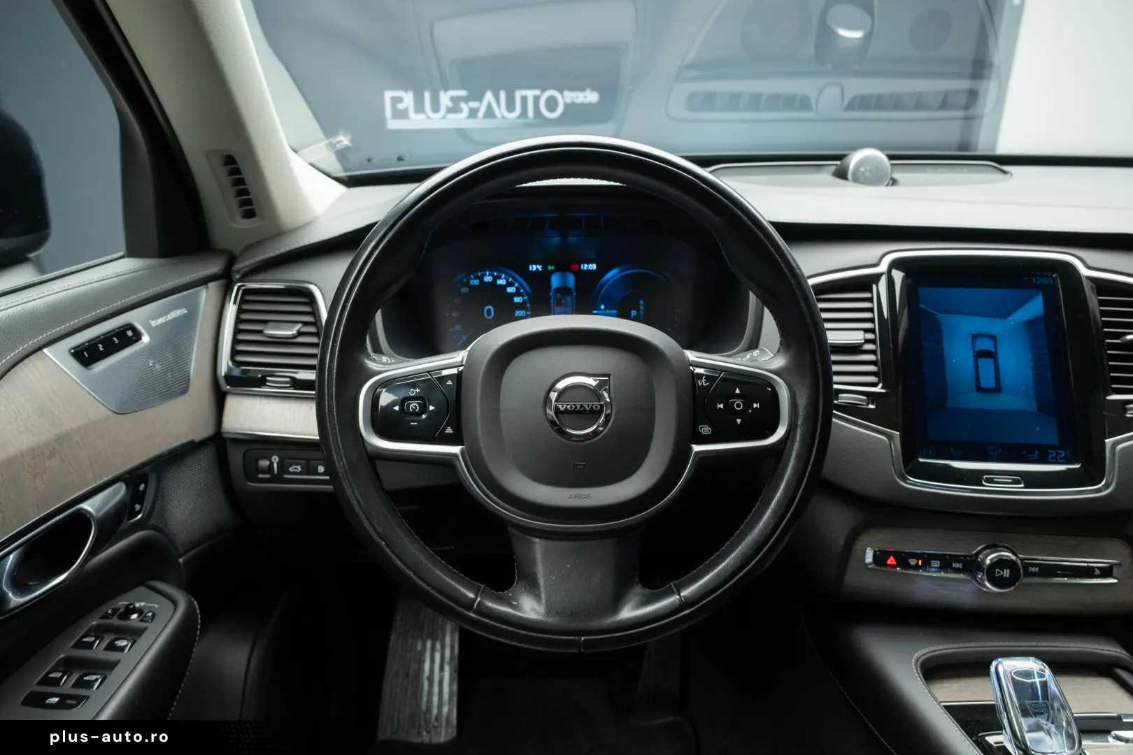 Volvo XC90 T8 eAWD Recharge