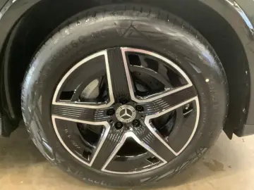 MERCEDES-BENZ GLC 300 d 4MATIC Coupé AMG NIGHT 19&ap&hellip;