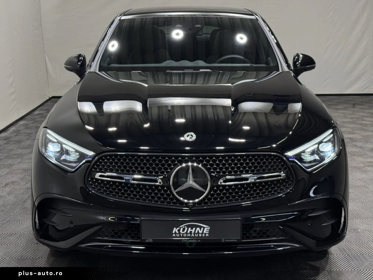 MERCEDES-BENZ GLC 300 d 4M AMG Night 360  Distro AHK Digital