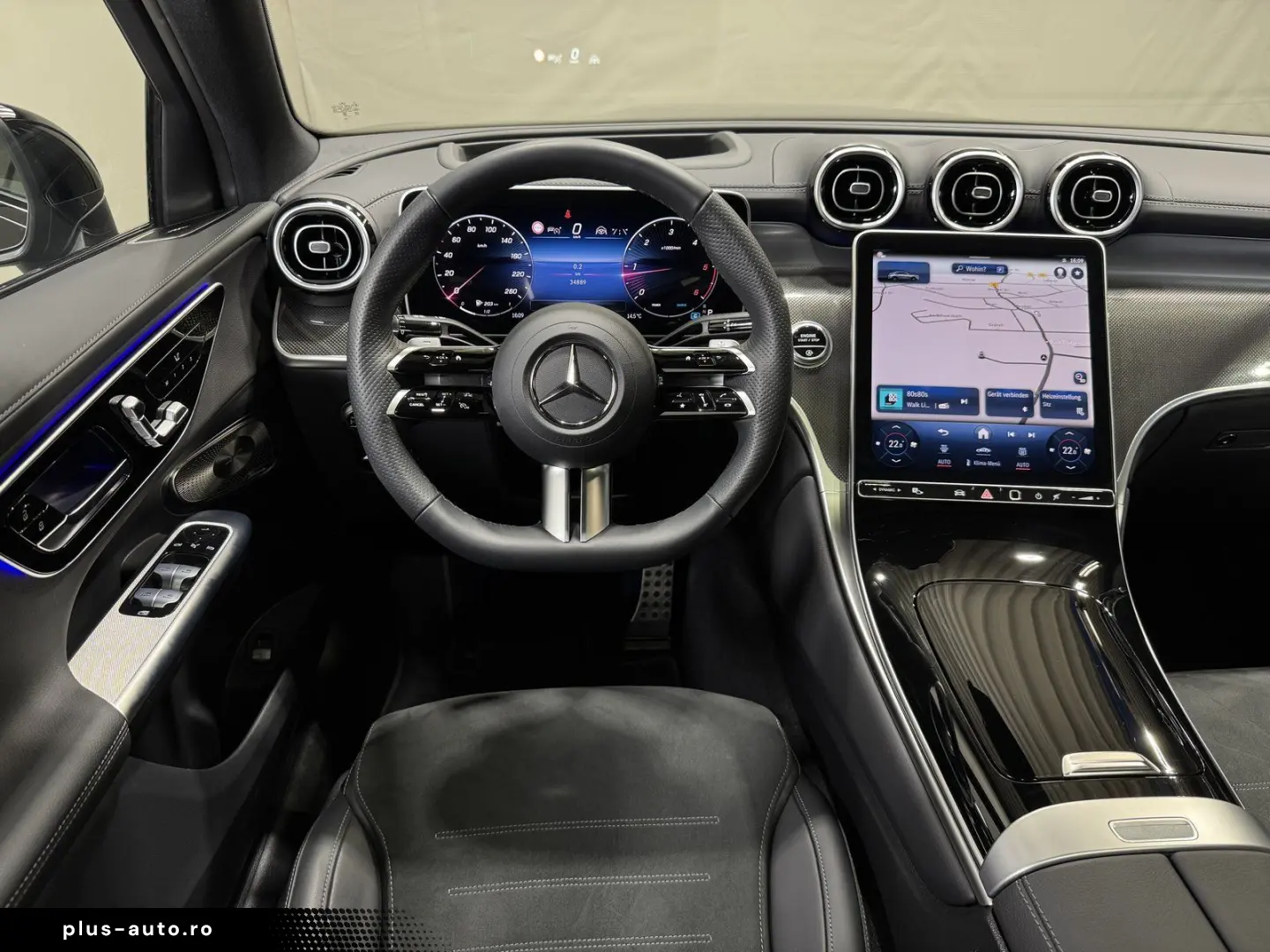 MERCEDES-BENZ GLC 300 d 4M AMG Night 360  Distro AHK Digital