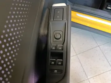 Volkswagen T-Roc 1.5 eTSI R-Line