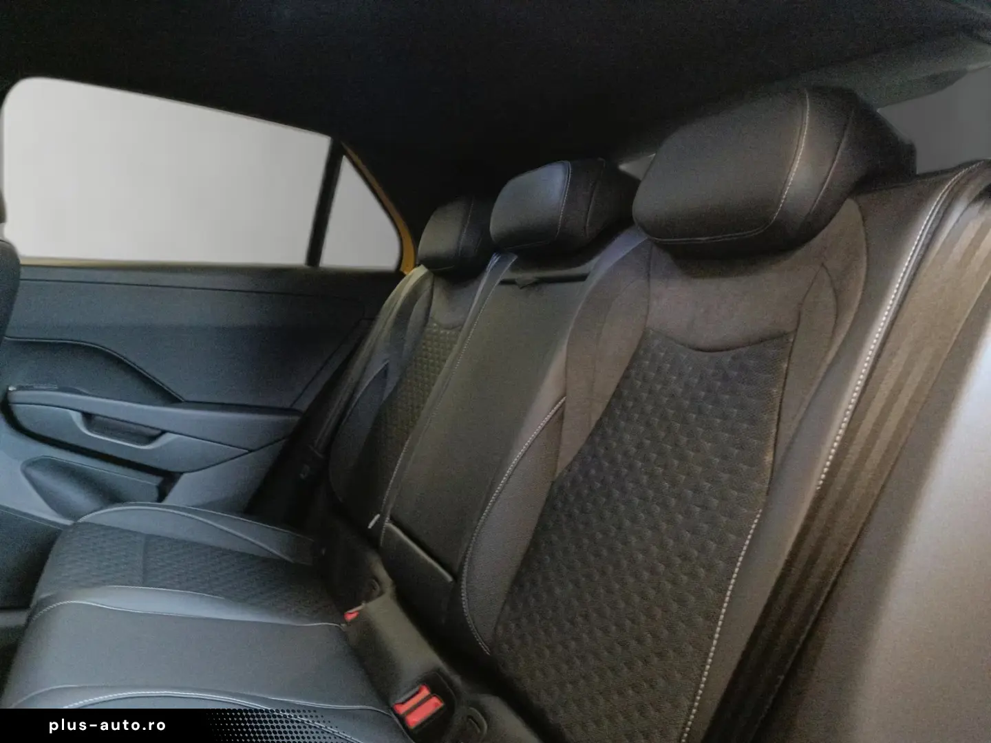 Volkswagen T-Roc 1.5 eTSI R-Line