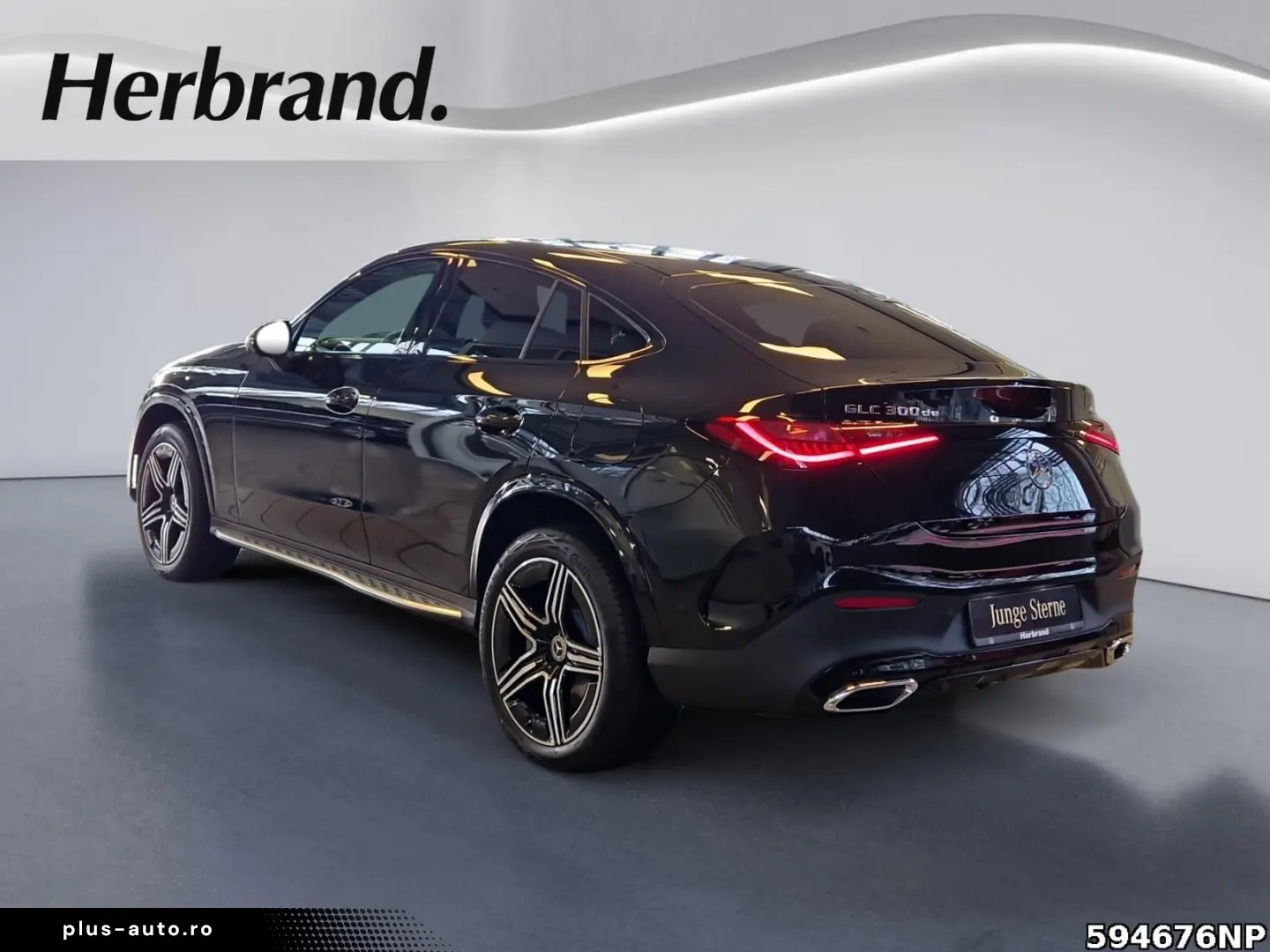MERCEDES-BENZ GLC 300 de 4M AMG  Night Pano AHK 360  DIGITAL