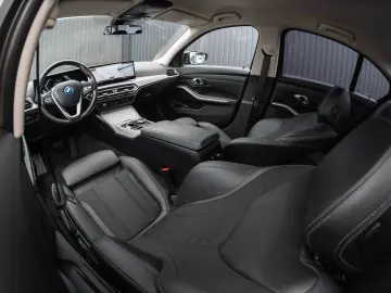 BMW Seria 3 320e Aut.