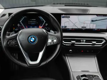 BMW Seria 3 320e Aut.