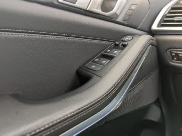 BMW X5 xDrive 30 d M Sport 22Zoll Laser Pano HuD AHK