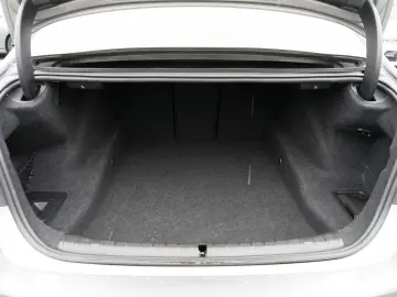 BMW M5 xDrive HUD LED SPORTABGASANLAGE ACC W-LAN H K