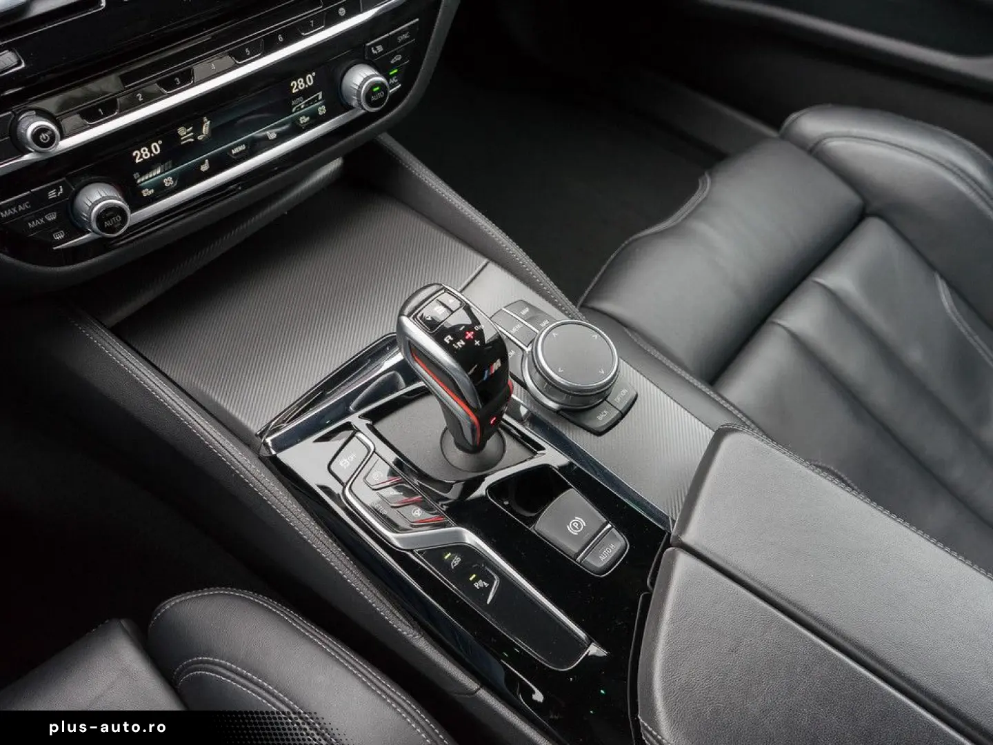 BMW M5 xDrive HUD LED SPORTABGASANLAGE ACC W-LAN H K