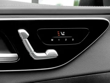 MERCEDES-BENZ GLC 43 AMG 4M Coupé Pano Burm AHK Dist&hellip;