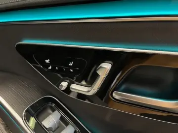 MERCEDES-BENZ S 580e lang long AMG-Line Sound Pano Chauffeur