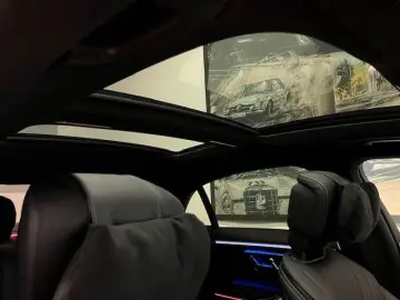 MERCEDES-BENZ S 580e lang long AMG-Line Sound Pano Chauffeur