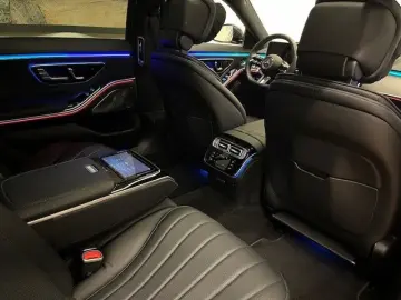 MERCEDES-BENZ S 580e lang long AMG-Line Sound Pano Chauffeur