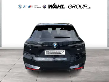 BMW iX xDrive40 SPORTPAKET H&K HIFI PANO AHK LASER A