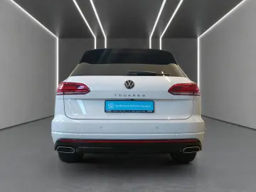 VW Touareg V6 3.0 TDI R-Line 4M AHK Memory Navi DC