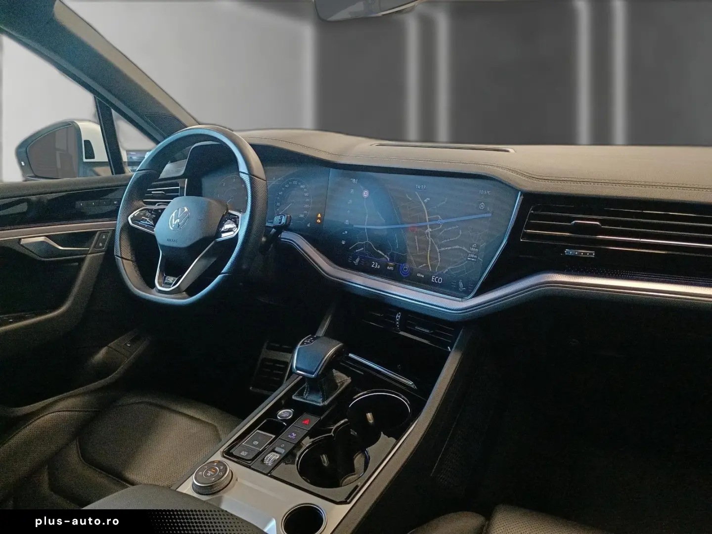 VW Touareg V6 3.0 TDI R-Line 4M AHK Memory Navi DC