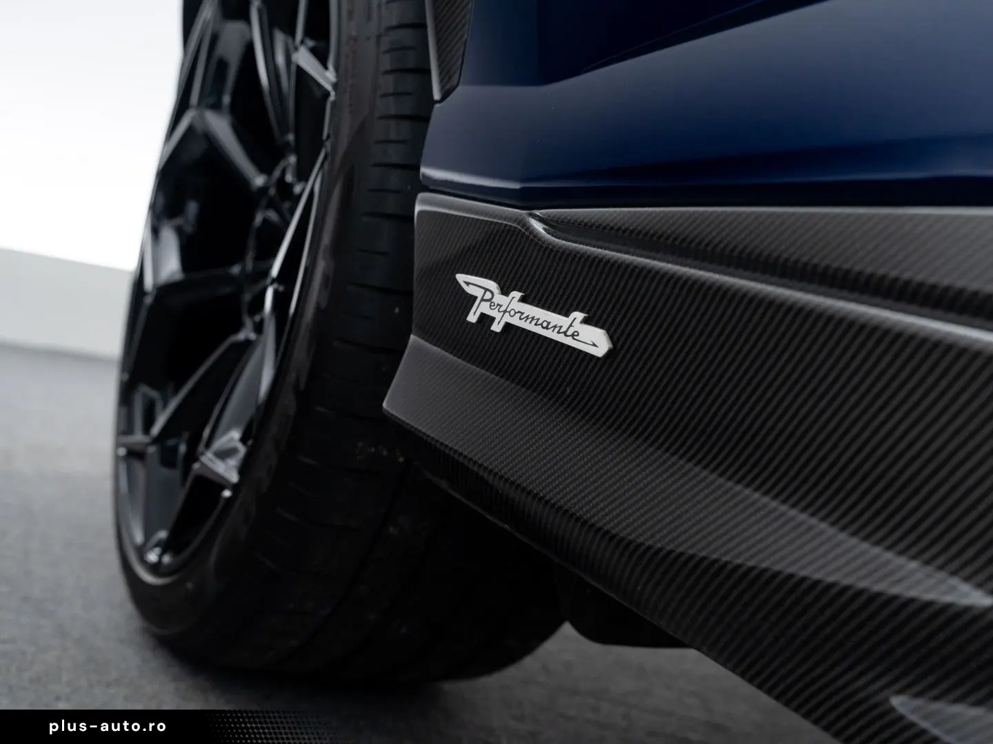 LAMBORGHINI Urus Performante MY24   Carbon