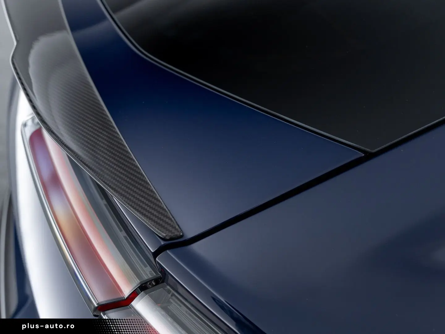 LAMBORGHINI Urus Performante MY24   Carbon