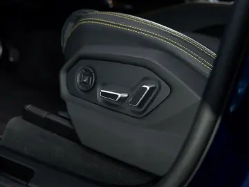 LAMBORGHINI Urus Performante MY24   Carbon