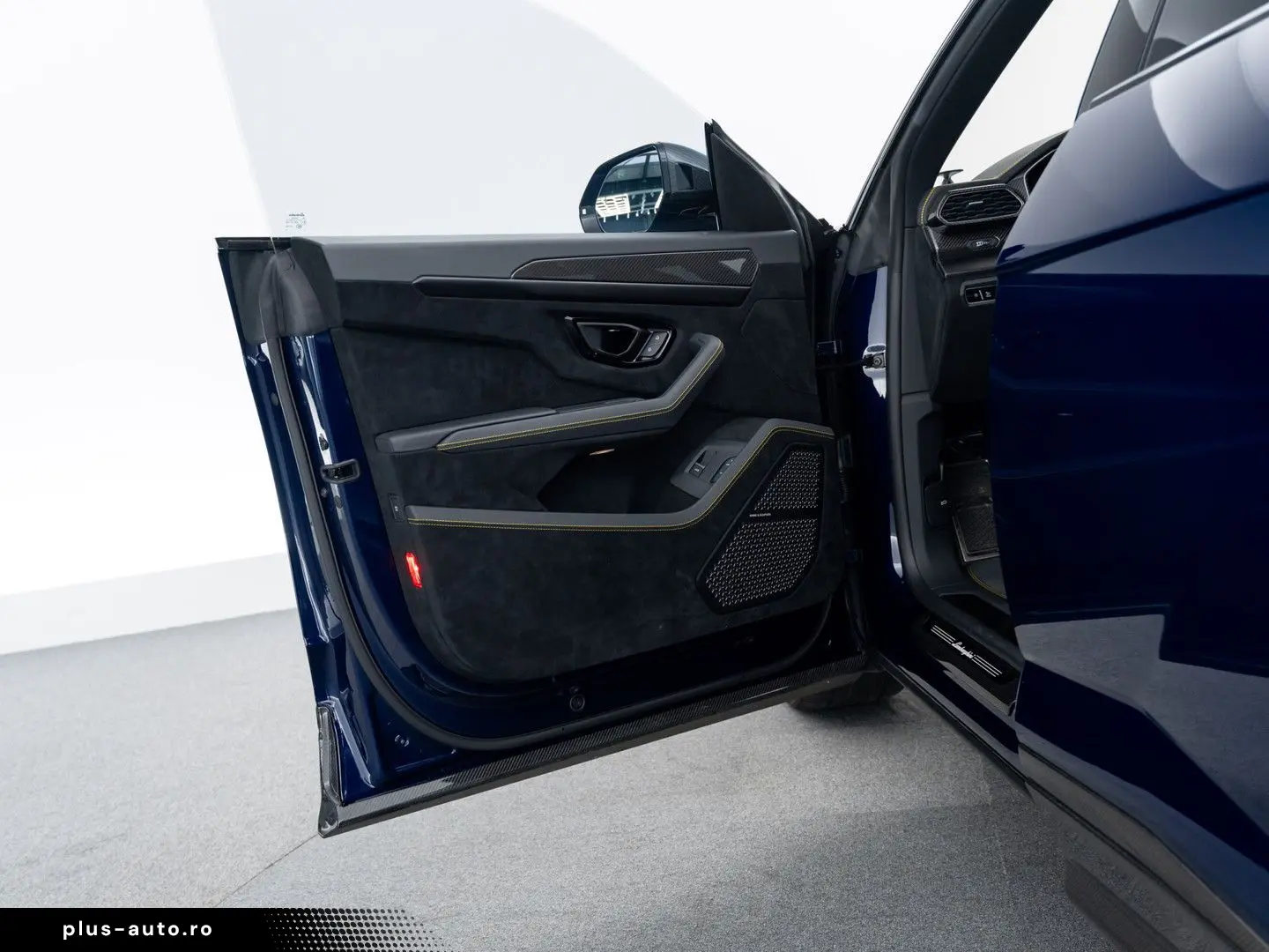 LAMBORGHINI Urus Performante MY24   Carbon