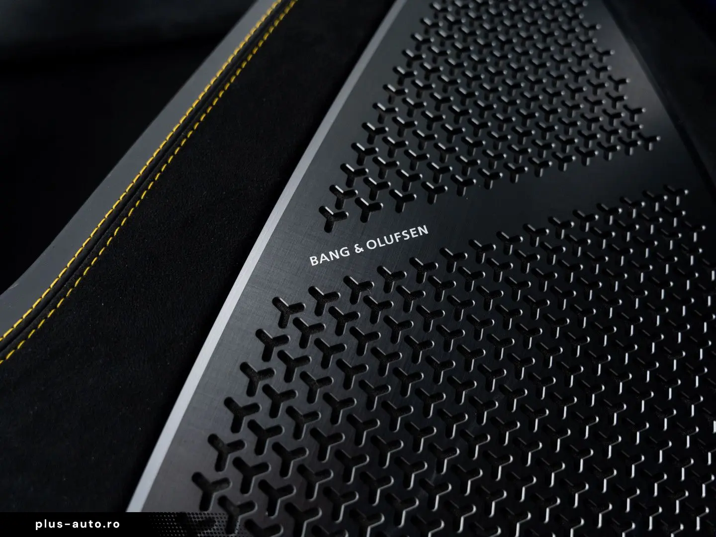 LAMBORGHINI Urus Performante MY24   Carbon