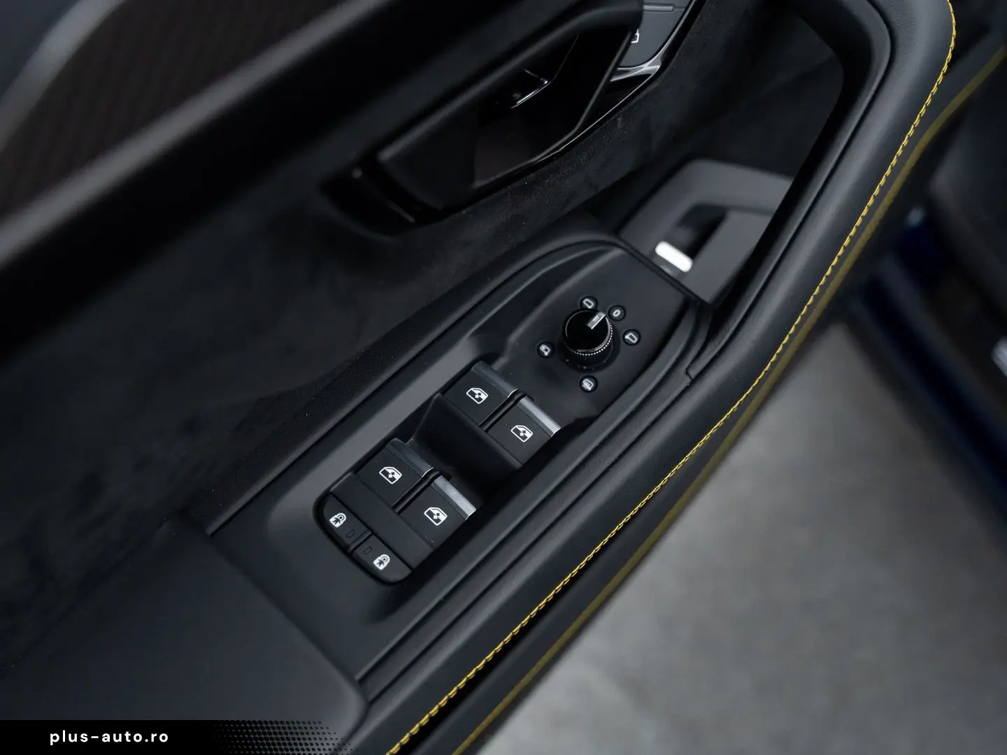 LAMBORGHINI Urus Performante MY24   Carbon