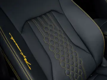 LAMBORGHINI Urus Performante MY24   Carbon