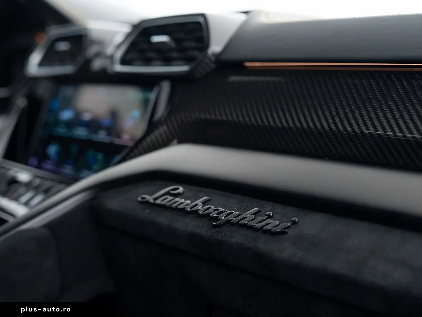 LAMBORGHINI Urus Performante MY24   Carbon