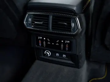 LAMBORGHINI Urus Performante MY24   Carbon