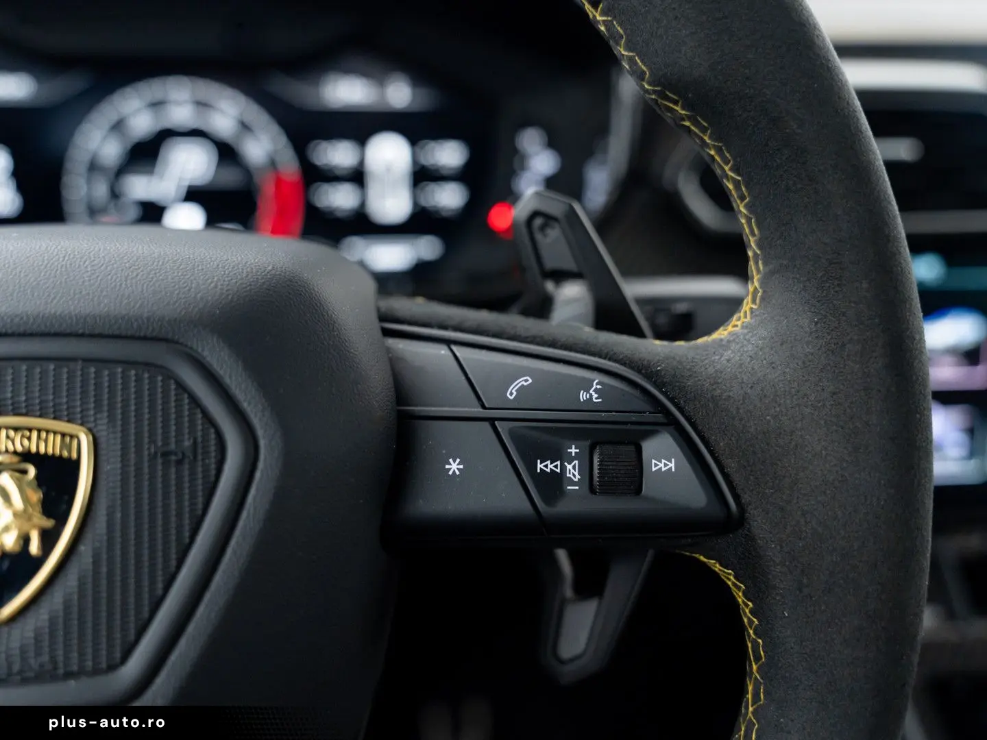 LAMBORGHINI Urus Performante MY24   Carbon