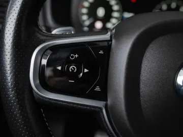 Volvo XC 90 T6 AWD Geartronic RDesign