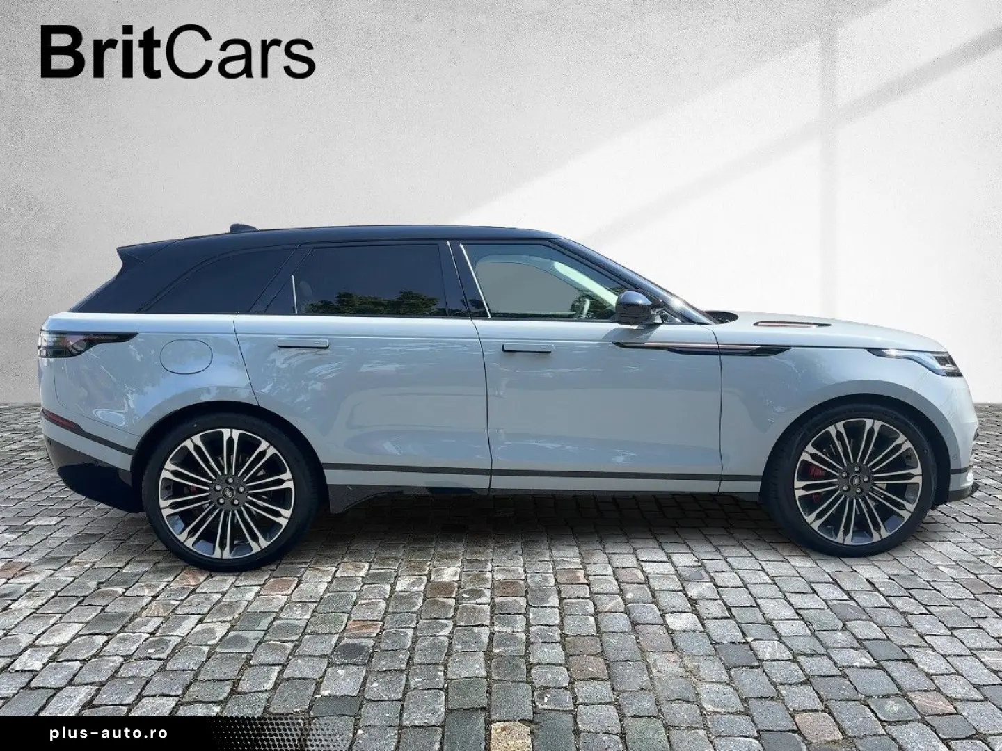 LAND ROVER RANGE ROVER VELAR D300 Dynamic SE Pano