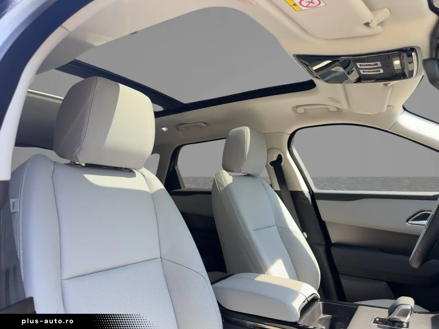 LAND ROVER RANGE ROVER VELAR D300 Dynamic SE Pano