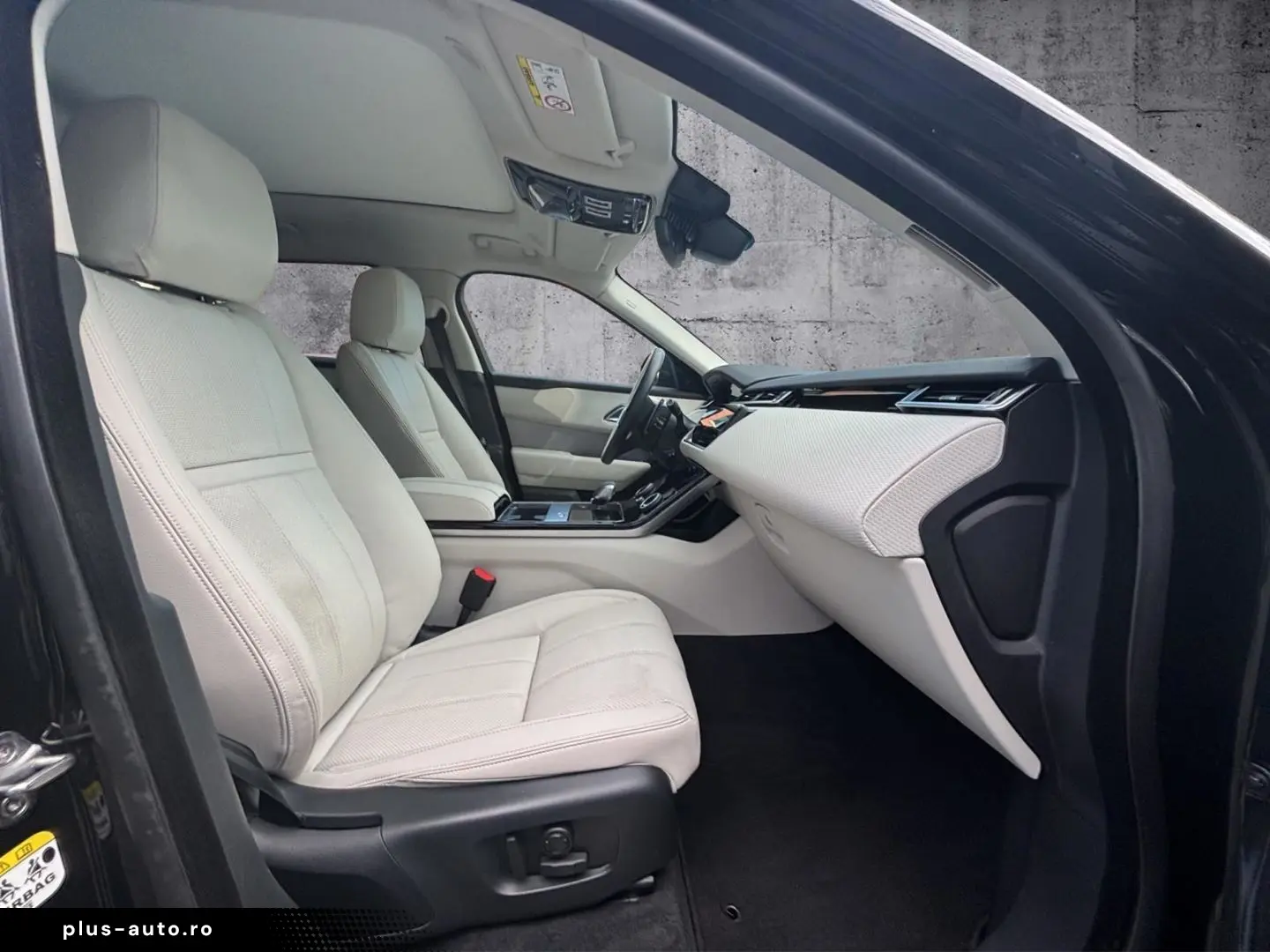 LAND ROVER Range Rover Velar D300 R-Dynamic SE Panorama Bla