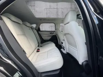 LAND ROVER Range Rover Velar D300 R-Dynamic SE Panorama Bla