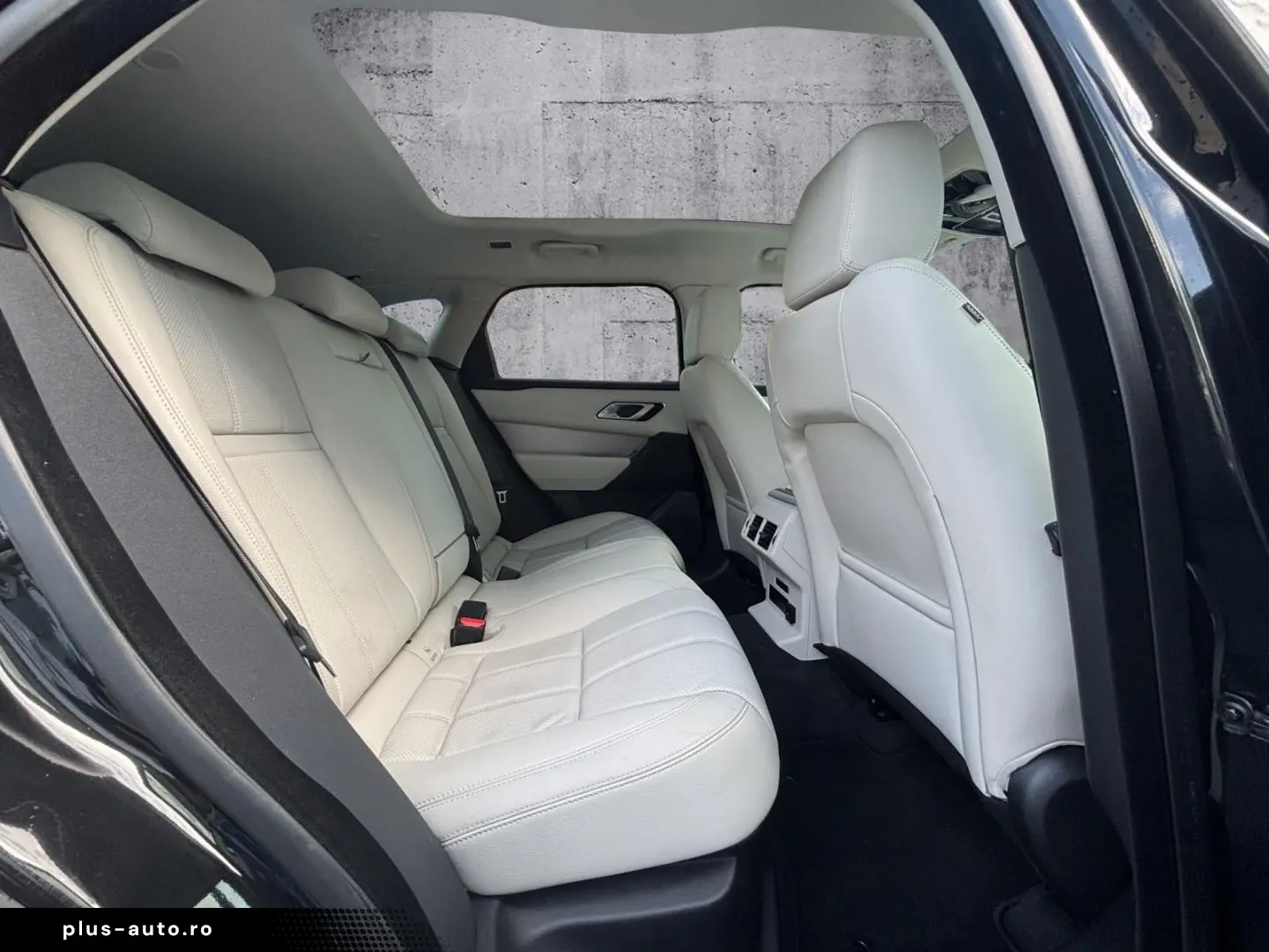 LAND ROVER Range Rover Velar D300 R-Dynamic SE Panorama Bla