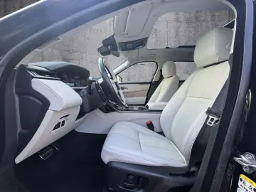 LAND ROVER Range Rover Velar D300 R-Dynamic SE Panorama Bla