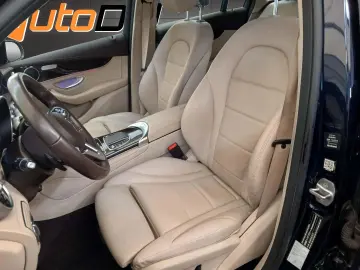 Mercedes-Benz GLC 300 e 4MATIC 9G-TRONIC  AMG-Line