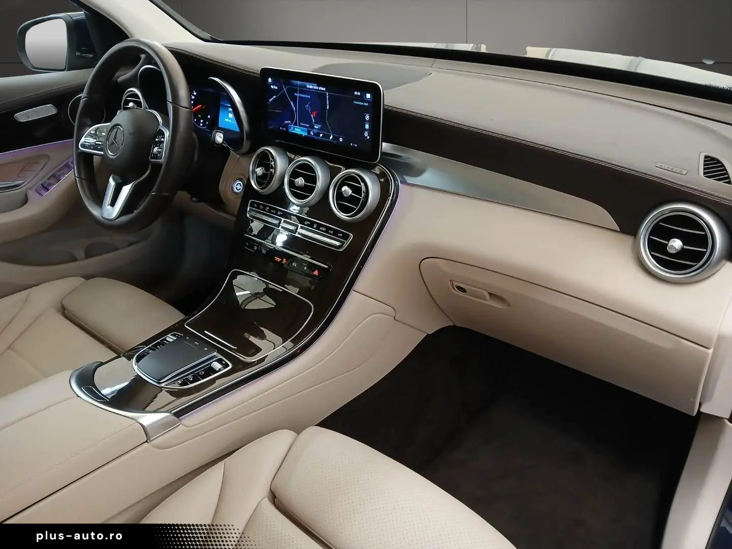 Mercedes-Benz GLC 300 e 4MATIC 9G-TRONIC  AMG-Line