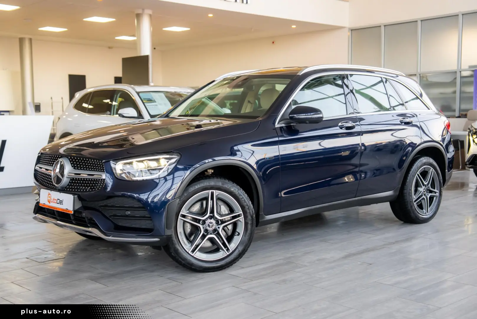 Mercedes-Benz GLC 300 e 4MATIC 9G-TRONIC  AMG-Line