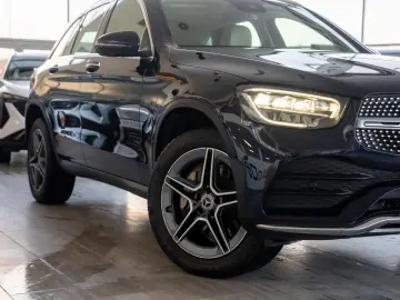 Mercedes-Benz GLC 300 e 4MATIC 9G-TRONIC  AMG-Line