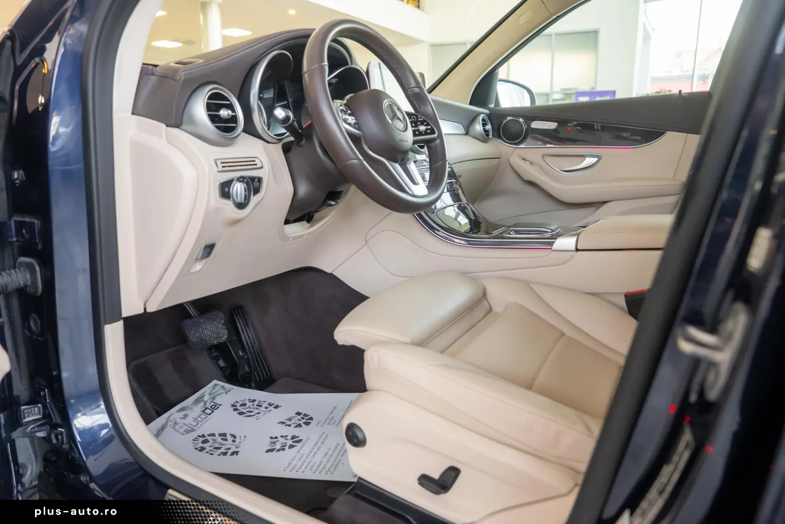 Mercedes-Benz GLC 300 e 4MATIC 9G-TRONIC  AMG-Line